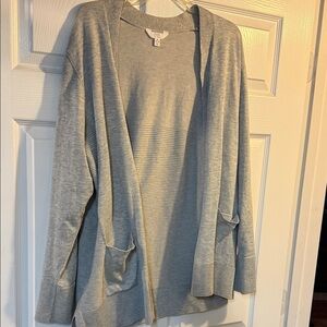 Womens cardigan, light Grey. NWOT